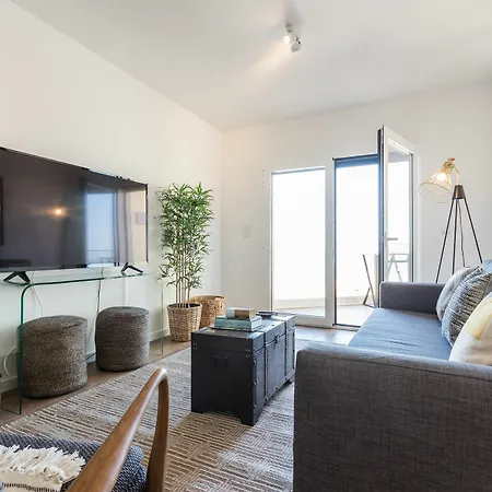 Alfama Lounge By Lu Holidays