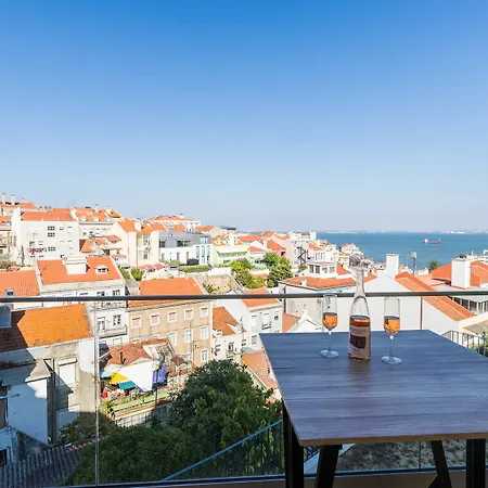 Alfama Lounge By Lu Holidays *